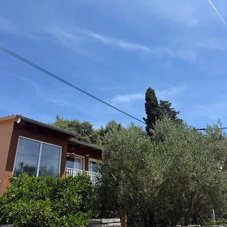 Διαμέρισμα Kiara-sunny And Vacant Near The Center
