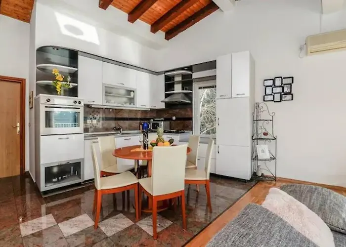 Apartman Kiara-sunny And Vacant Near The Center